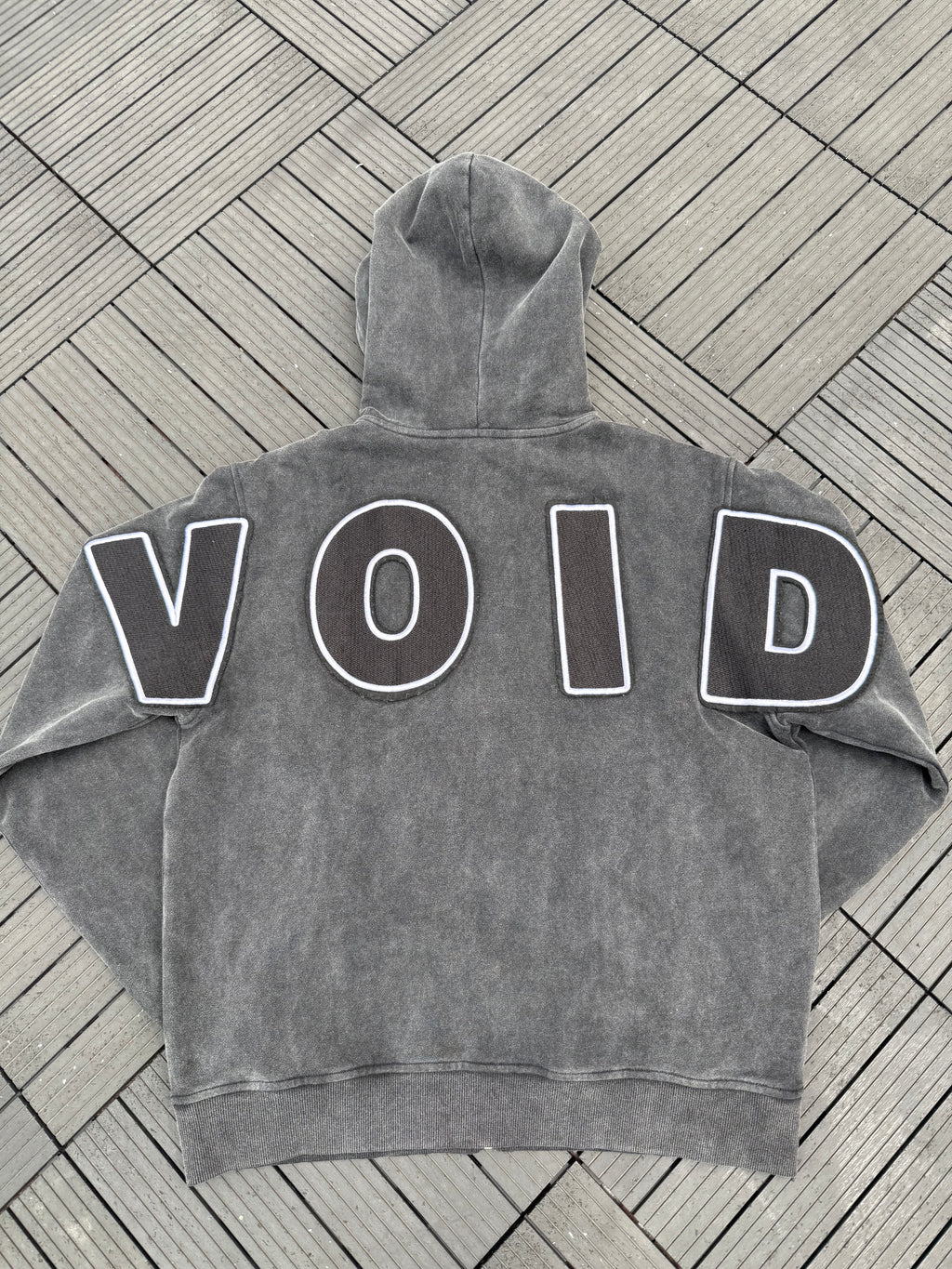 VOID ZIP UP