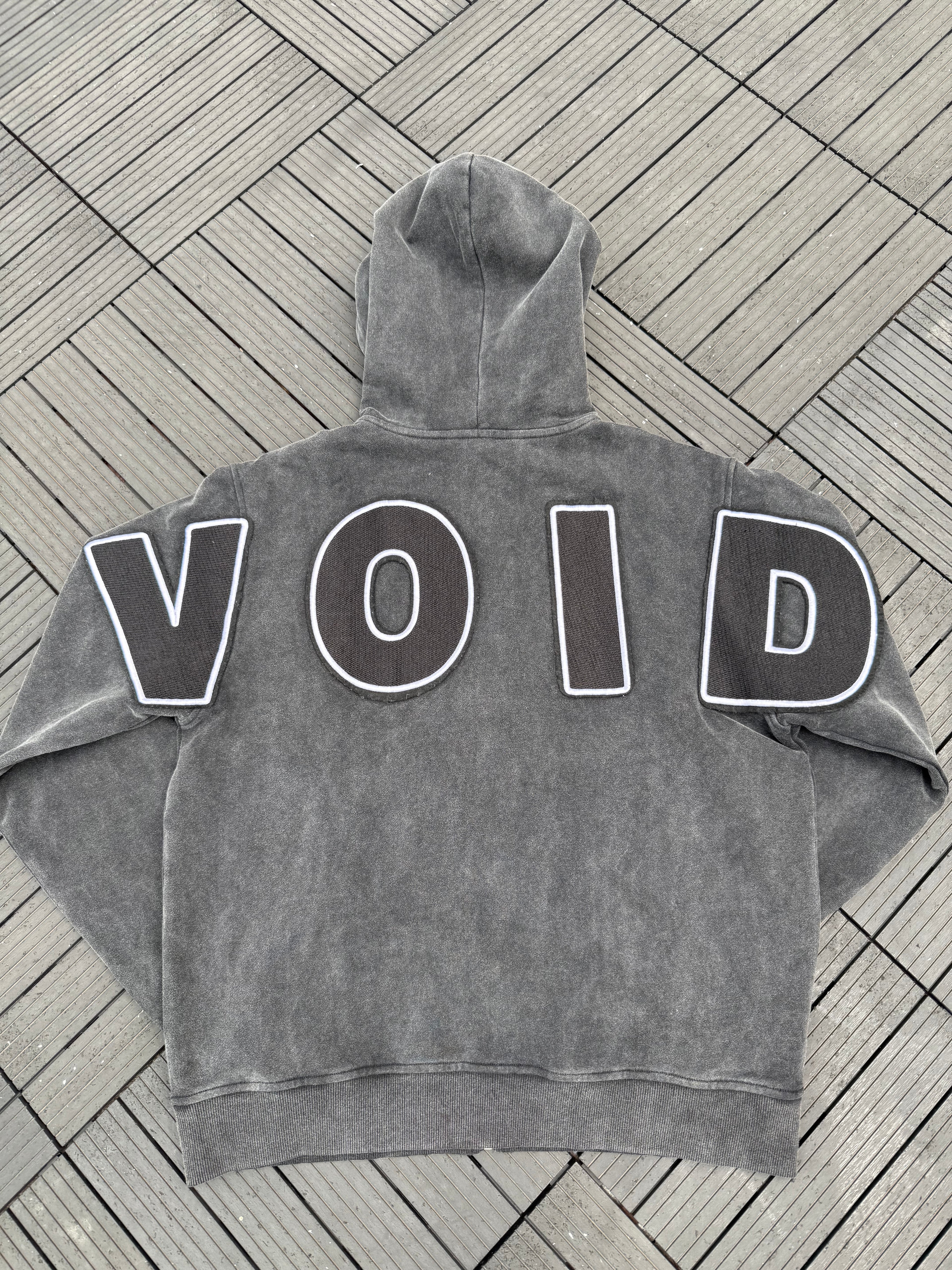 VOID ZIP UP
